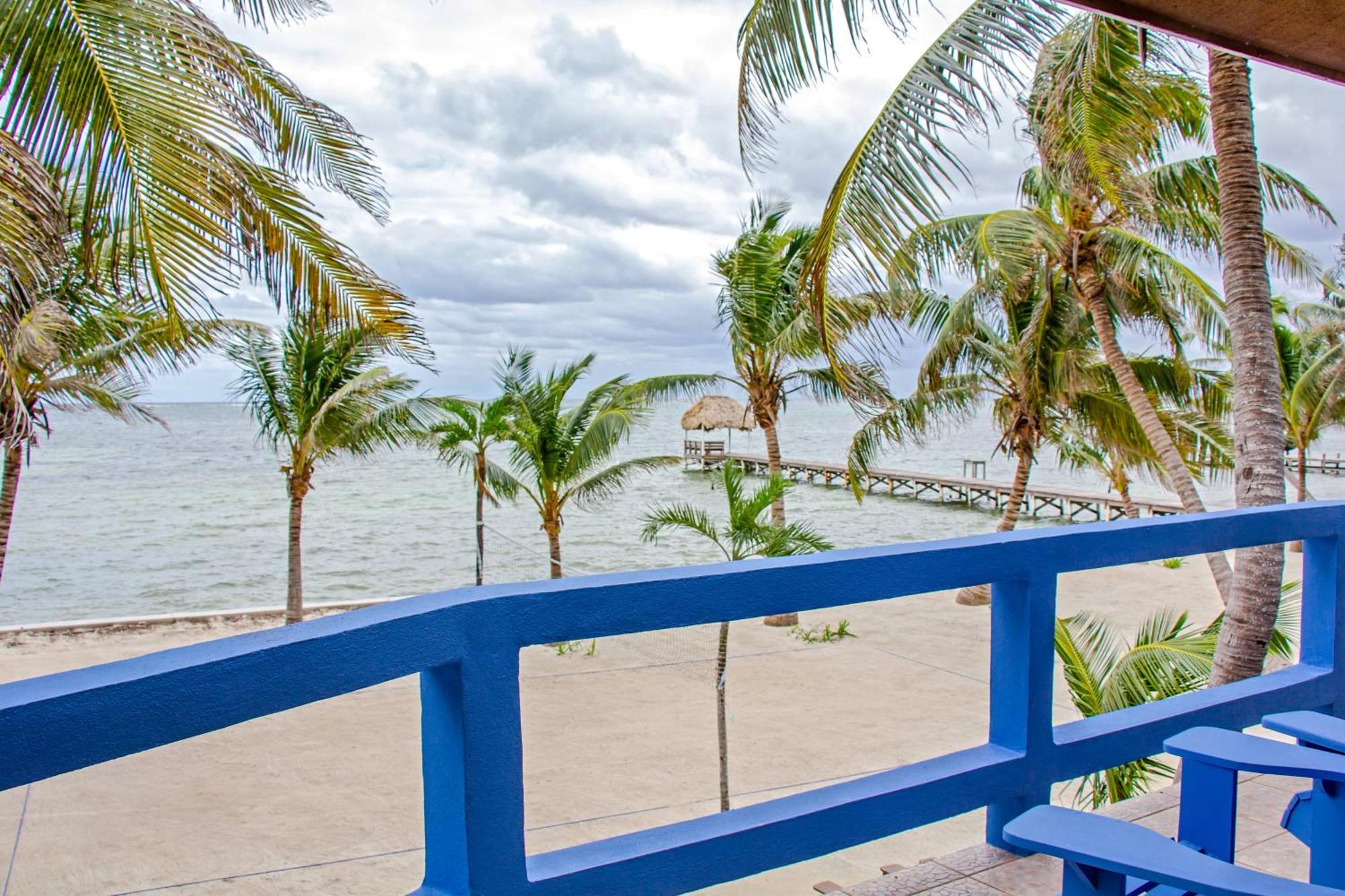 White Sands Cove San Pedro  Room photo